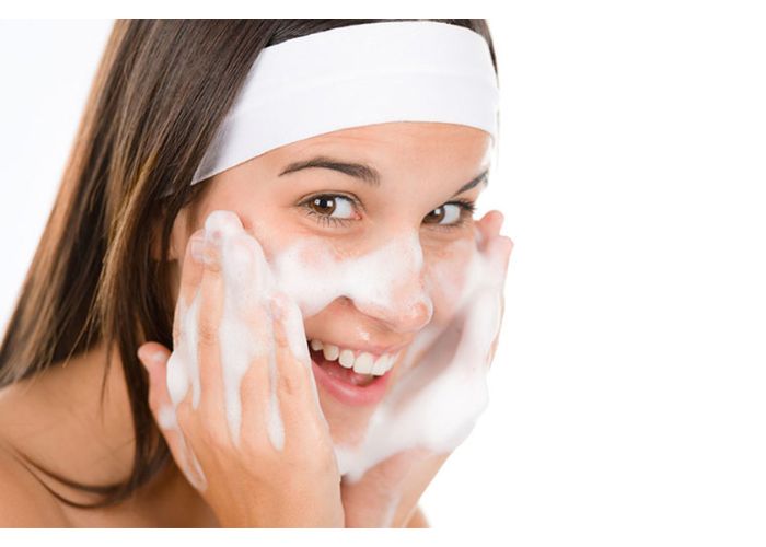 null Hạn sử dụng của sữa rửa mặt