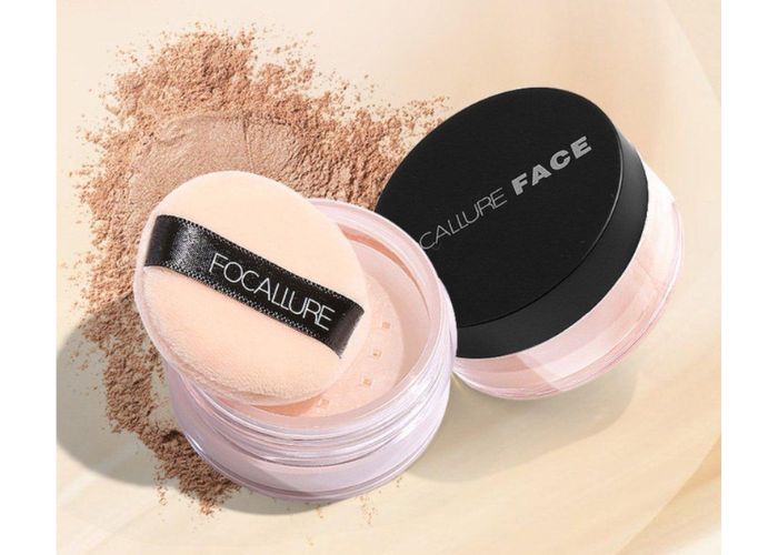 vô giá trị Review phấn phủ focallure