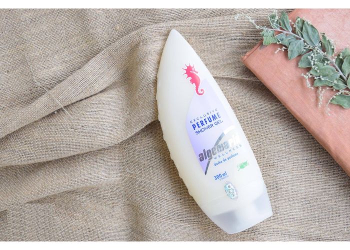 null sữa tắm cá ngựa vuông có tốt không