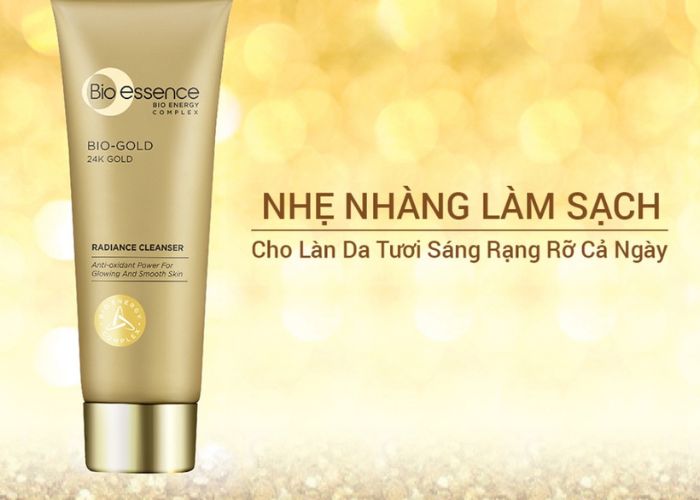 null Sữa rửa mặt Bio Essence Gold cho cấp ẩm hiệu quả cho da mặt của phụ nữ 50 tuổi