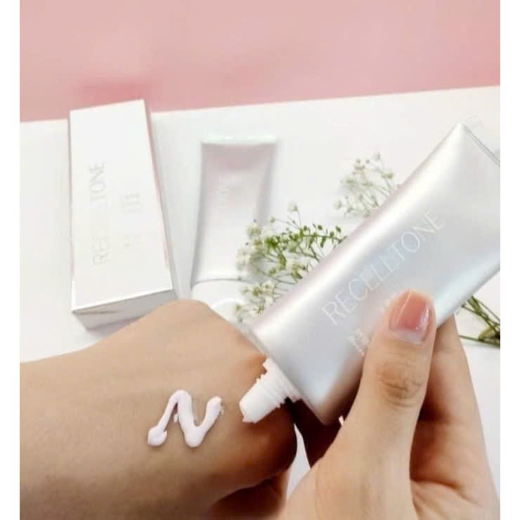 Review kết cấu kem chống nắng Recelltone có tốt không