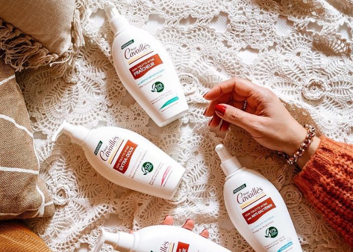 Review dung dịch vệ sinh Cavailles có tốt không