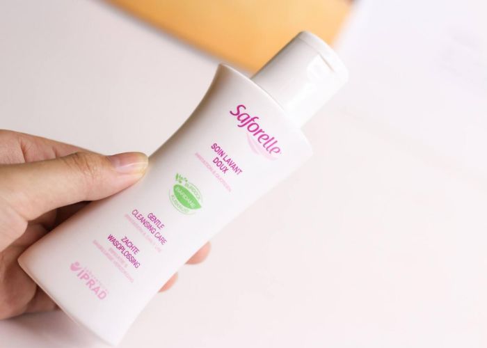Review dung dịch vệ sinh Saforelle có tốt không