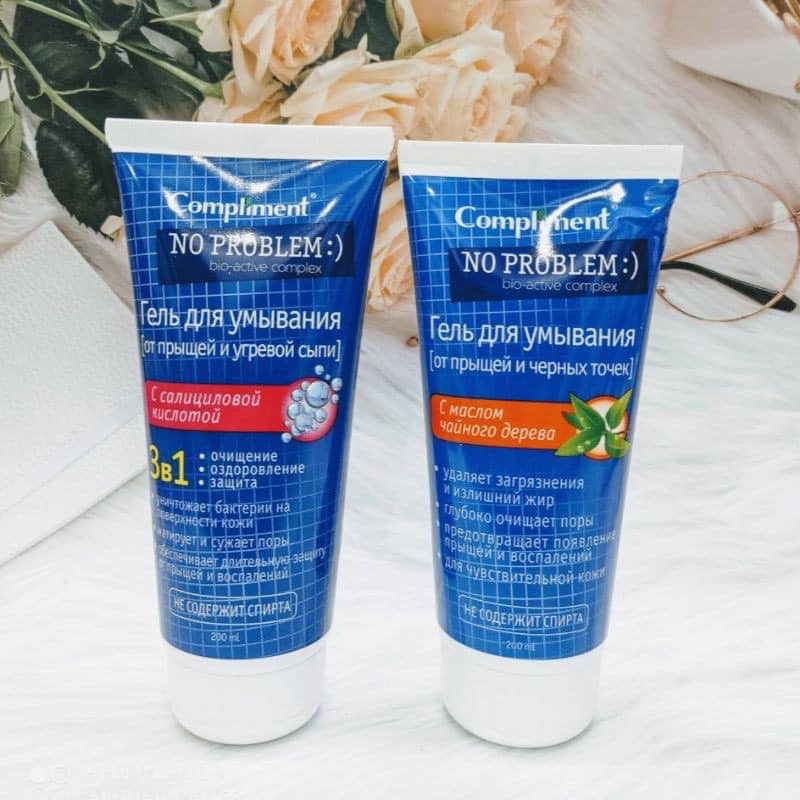 Review sữa rửa mặt Compliment