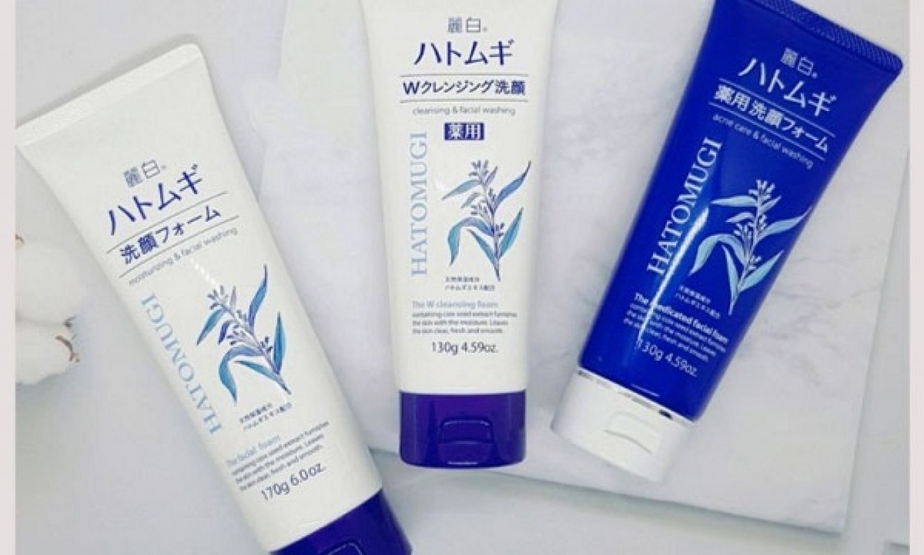 Sữa rửa mặt Hatomugi có tốt không