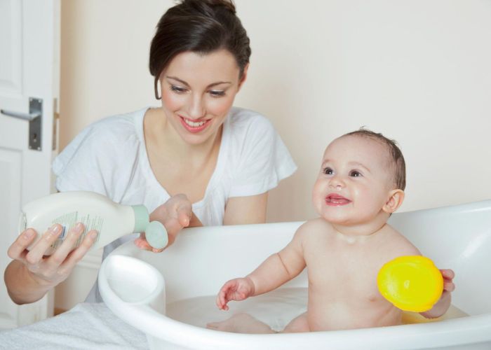 Đánh giá từ khách hàng về sữa tắm gội Penaten