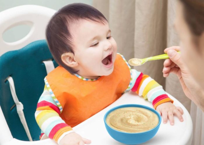 null Ăn dặm truyền thống nên đảm bảo đủ chất dinh dưỡng cho bé