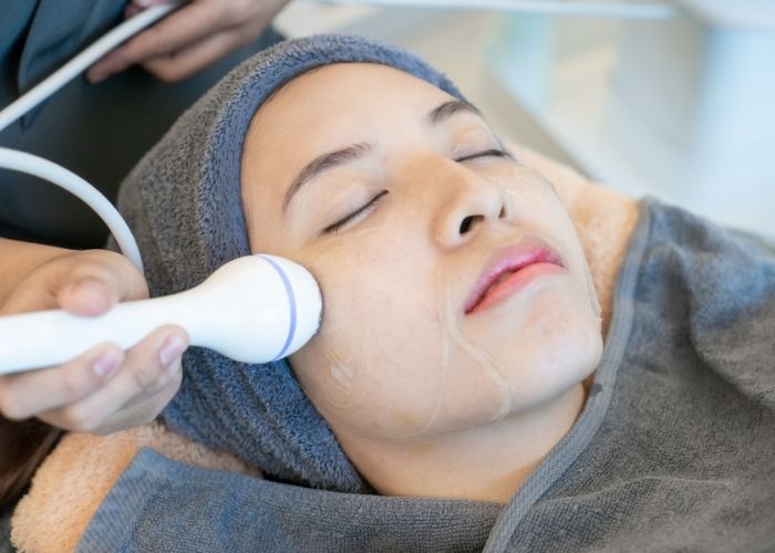 null Một bộ skincare bao gồm những gì