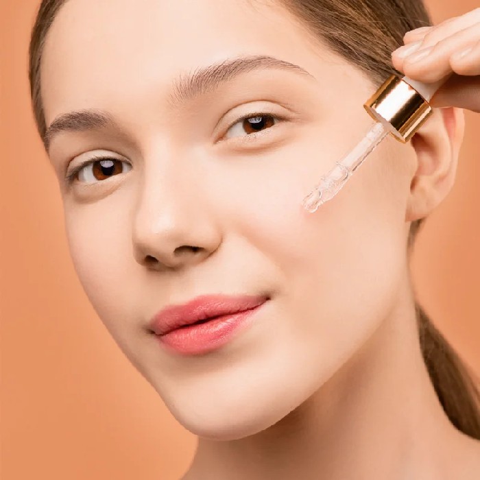 Lợi ích của việc dùng serum chăm sóc da mặt