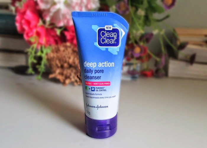 Sữa rửa mặt cho da dầu mụn tuổi dậy thì Clean & Clear