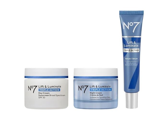 Kết cấu mỹ phẩm No7 mỏng nhẹ nhanh thẩm thấu vào da