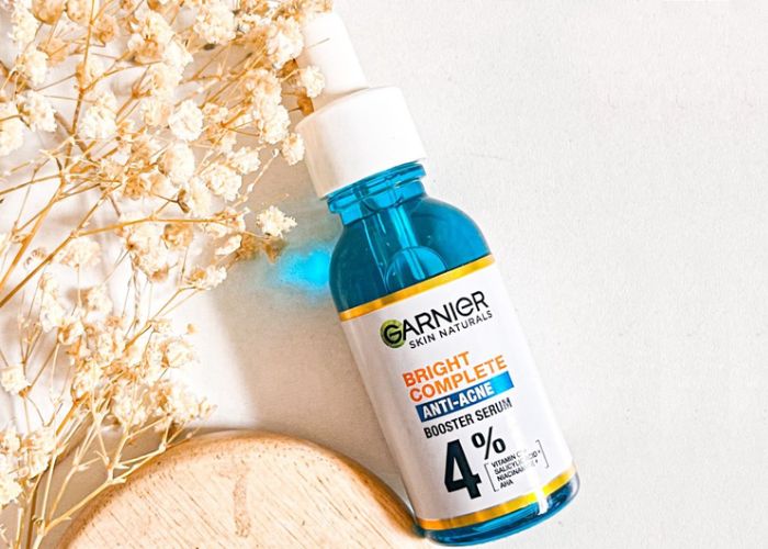 Bà bầu nên hỏi ý kiến của bác sĩ trước khi sử dụng serum Garnier màu xanh