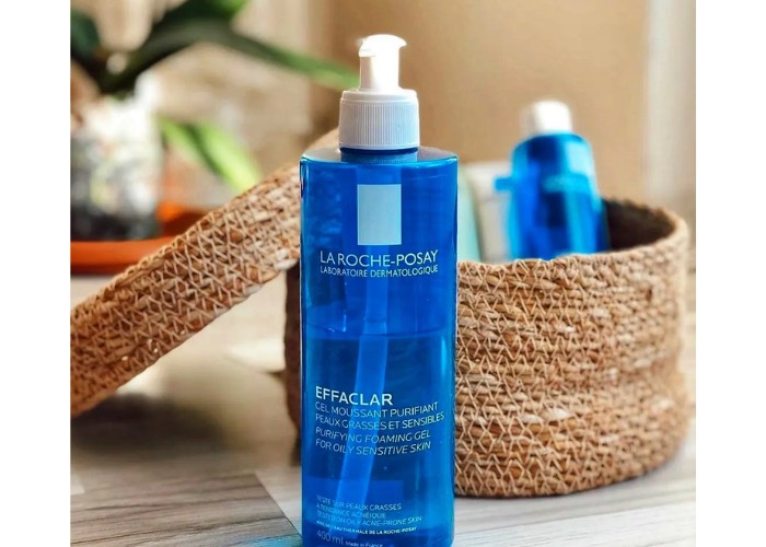 Sữa rửa mặt trị mụn La Roche-Posay Effaclar Gel: