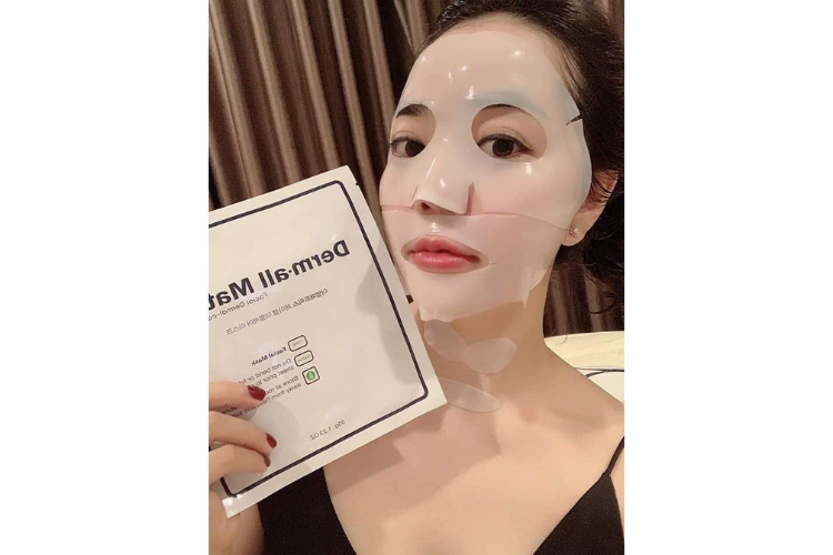 Mặt nạ Derm all Matrix được chiết xuất từ các thành phần thảo dược thiên nhiên