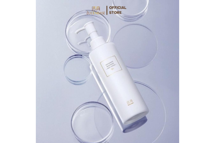 Body dưỡng thể niacinamide Lucenbase - Sữa dưỡng thể dành cho mọi loại da