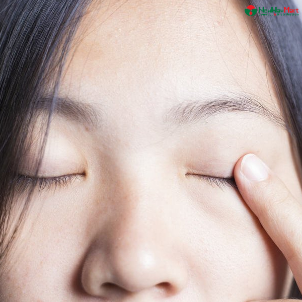 Tiết Lộ 17 Cách Dưỡng Mi Dài Và Dày Nhanh Chóng Tại Nhà