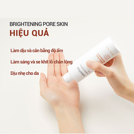 Nước cân bằng Innisfree Brightening Pore Skin dưỡng sáng da 3 trong 1 150ml