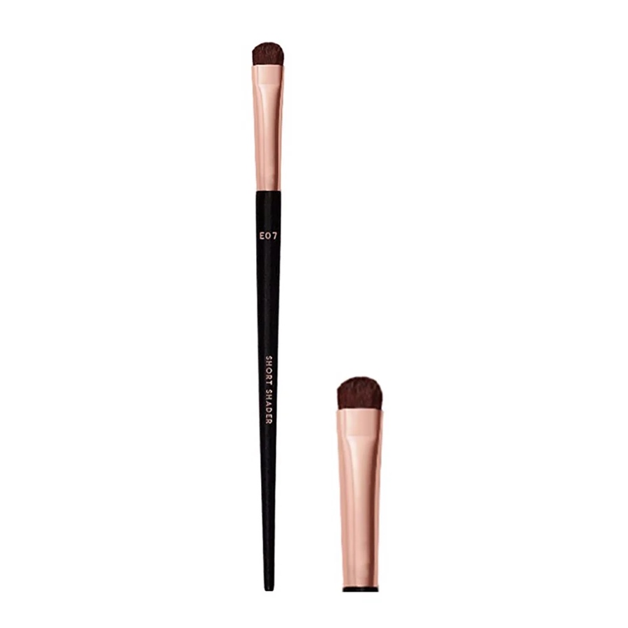 Cọ Tán Phấn Mắt Ngắn Vacosi Short Shader Brush - E07